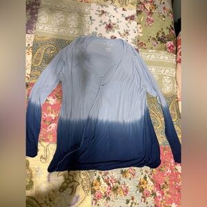 AE ladies soft & sexy Long sleeve Tee.  Size large